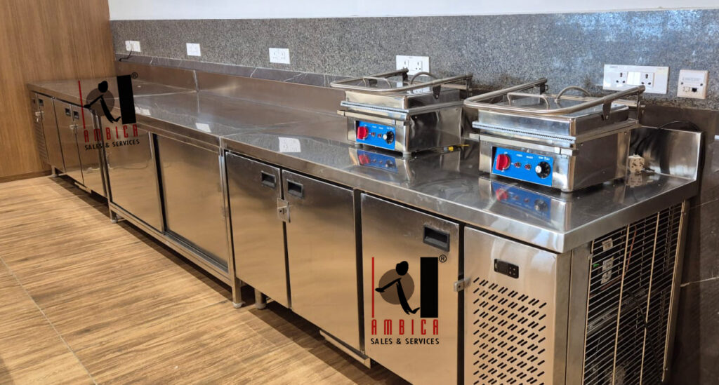 Work Top Ref with Sandwich Griller